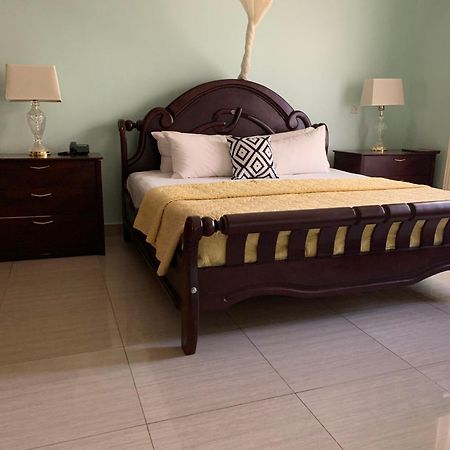 Lakepoint Villa Εντέμπε Εξωτερικό φωτογραφία