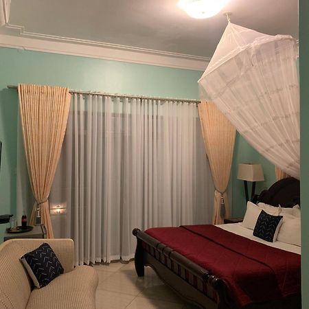 Lakepoint Villa Εντέμπε Εξωτερικό φωτογραφία