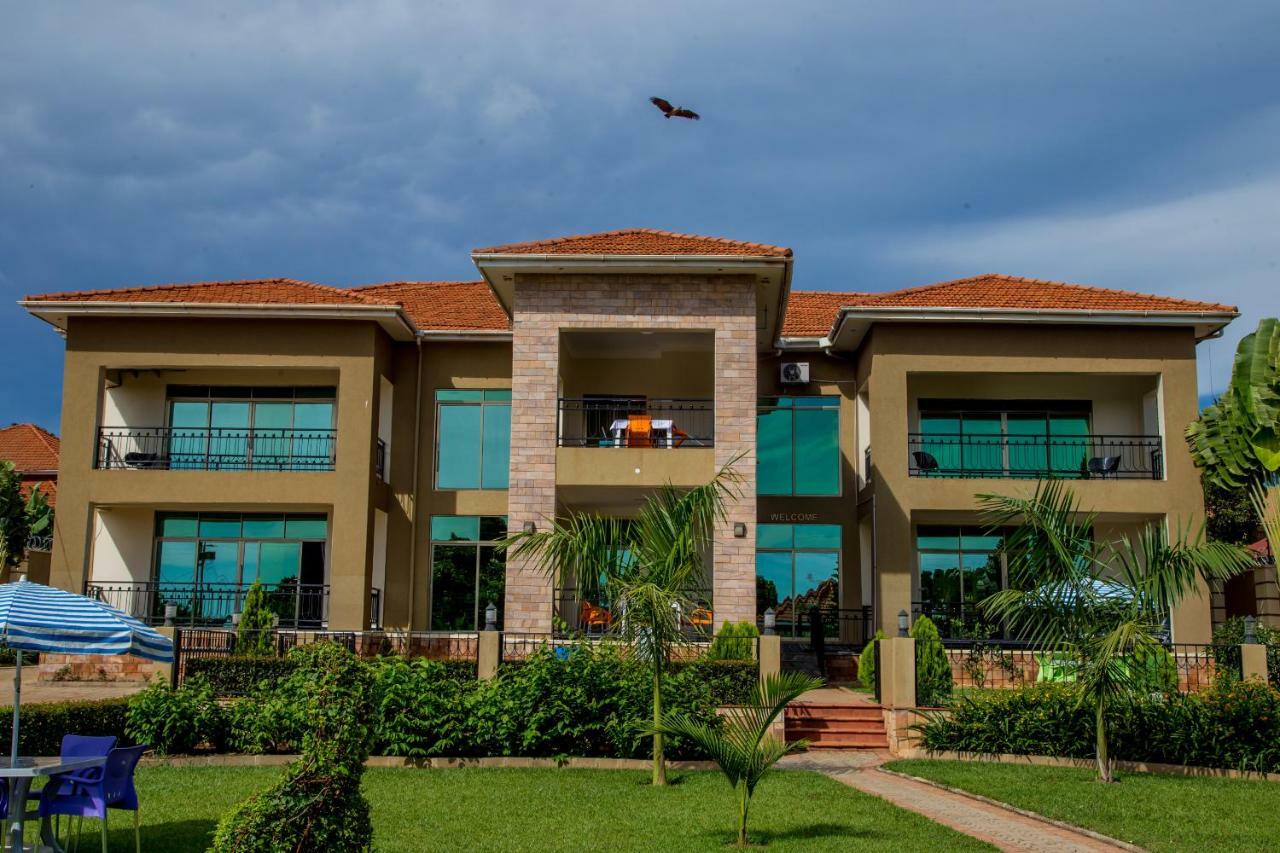 Lakepoint Villa Εντέμπε Εξωτερικό φωτογραφία
