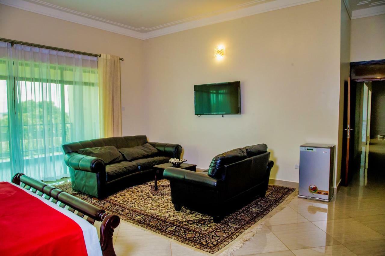 Lakepoint Villa Εντέμπε Εξωτερικό φωτογραφία